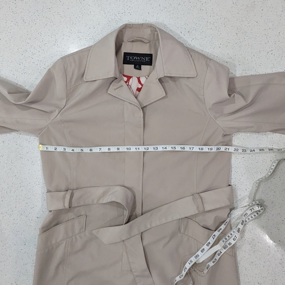 Towne Collection By London Fog Women Beige Tan Trench Coat Belted Button Down M - Picture 3 of 10